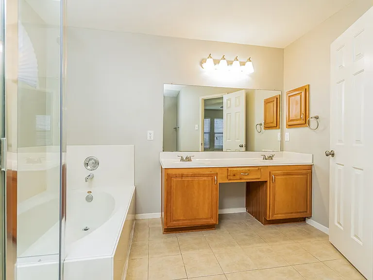 1253 Spring Water Dr — Photo 12