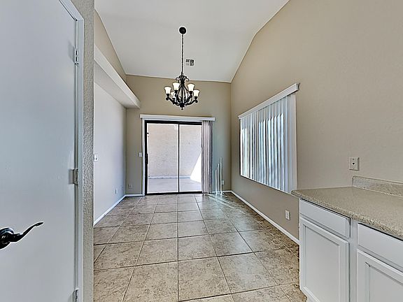 3rd image of 921 S Val Vista Dr Unit 98