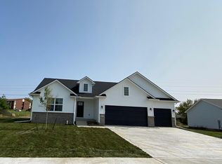 2614 S 8th St, Marshalltown, IA 50158