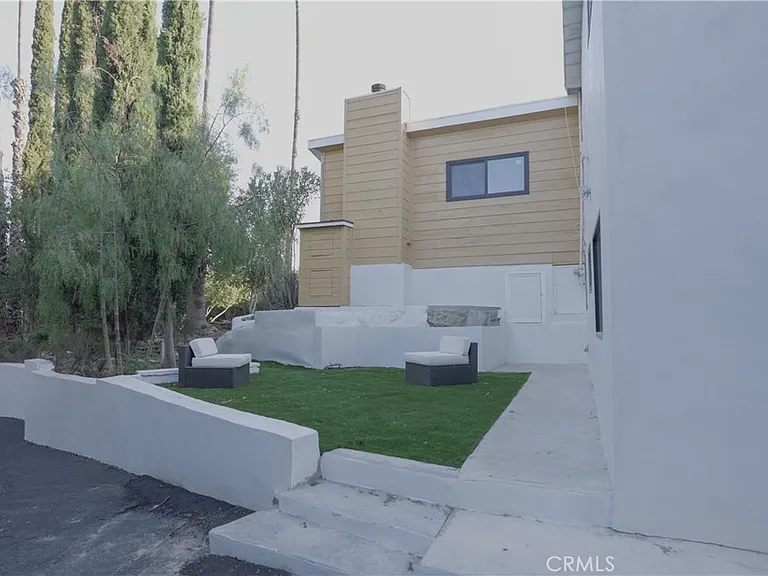 2600 Topanga Skyline Dr — Photo 7