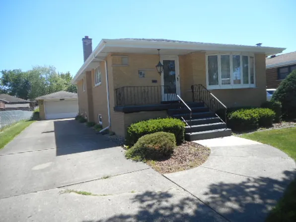 182 W 27th St, South Chicago Heights, IL 60411