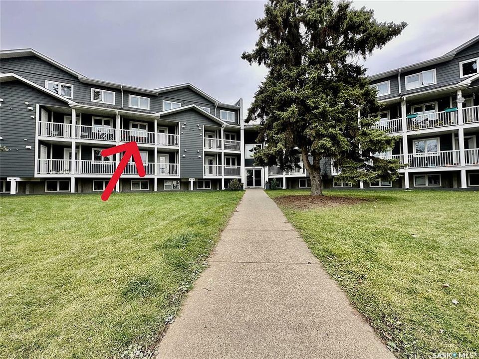 1st image of 515 28th St E Unit 226