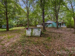 107 Vick St, Boiling Springs, NC 28152