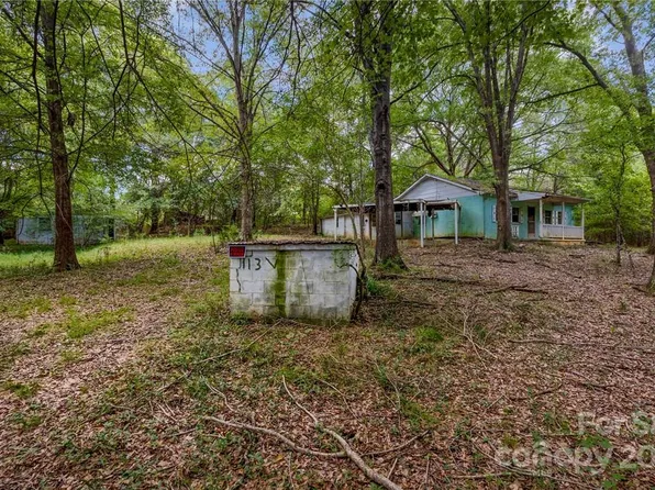 107 Vick St, Boiling Springs, NC 28152