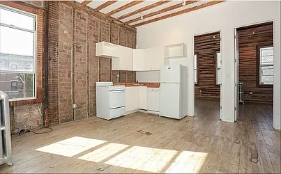 Rented by Nolita Group