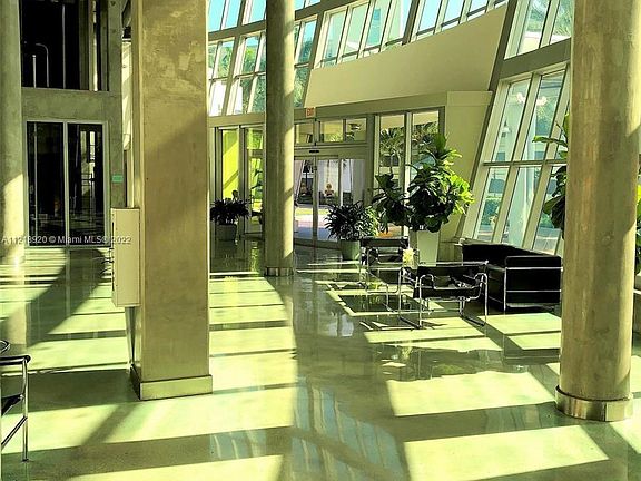 Two-Story Entrance and Lobby