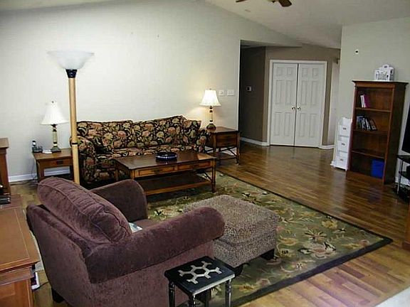 4th image of 5495 James Blair Dr