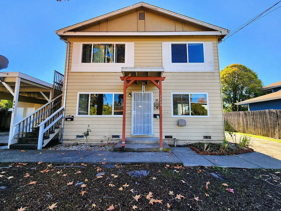 4442 Yukon Dr