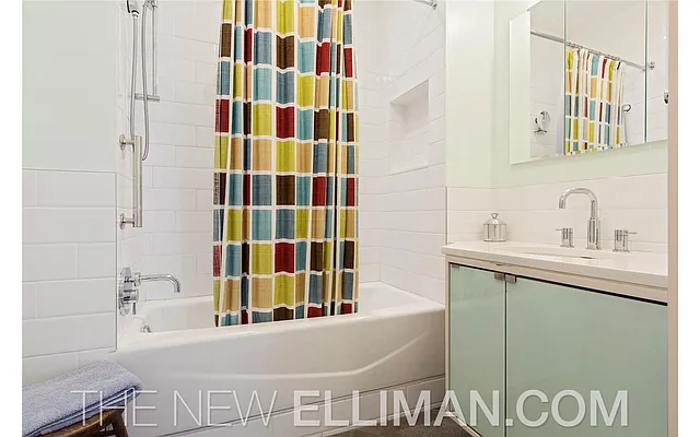 Rented by Douglas Elliman | media 16