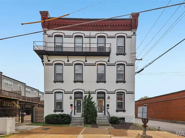 2312 Pestalozzi St, Saint Louis, MO 63118
