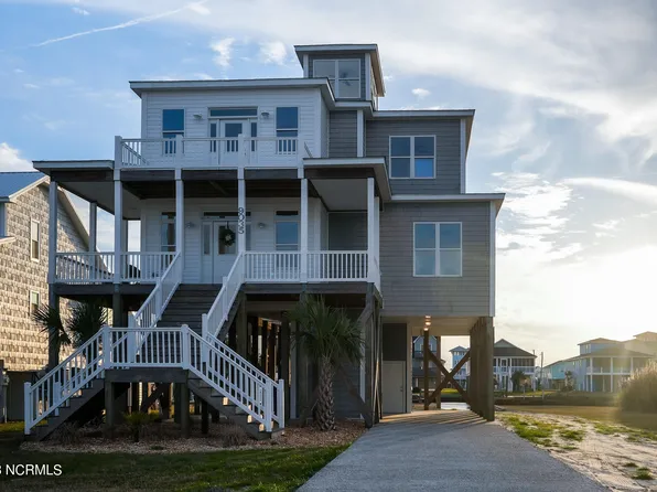 9035 9th Street, Surf City, NC 28445