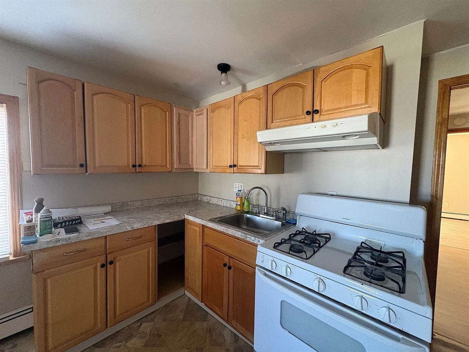 76 Park St — Photo 3