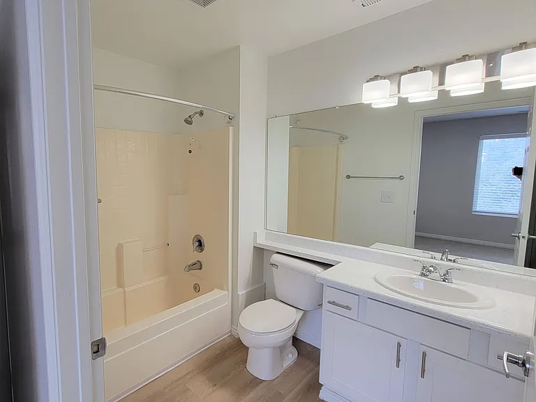 Heritage at Draper — Photo 17