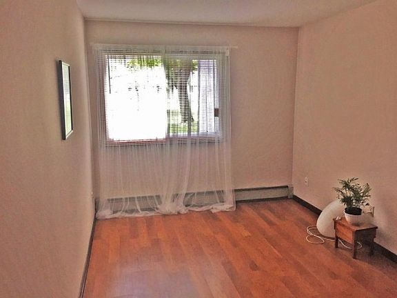 4th image of 2930 Blaisdell Ave APT 134