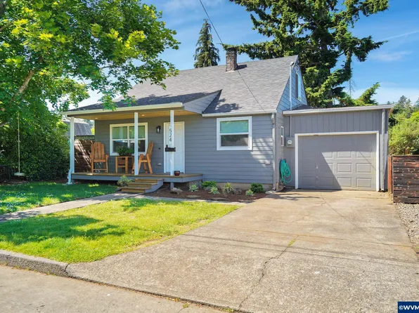 524 S 2nd St, Silverton, OR 97381
