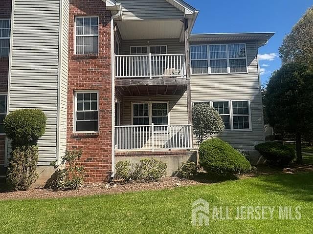 2nd image of 289 Vasser Dr