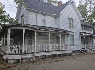 815 East St, Flint, MI 48503