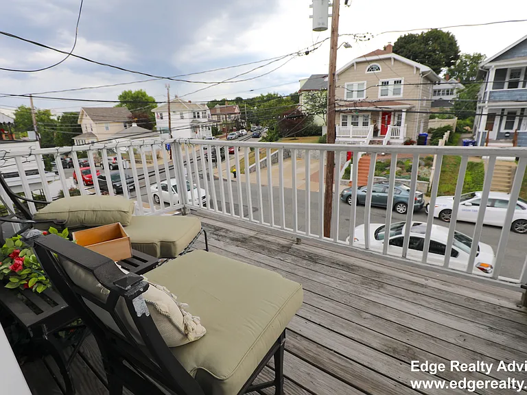 48 Burton St — Photo 14