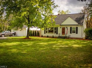 990 E Wallings Rd, Broadview Heights, OH 44147