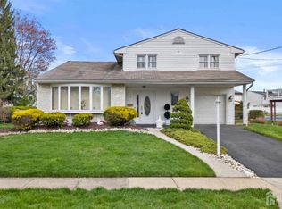 3 Hansen Rd, Old Bridge, NJ 08857