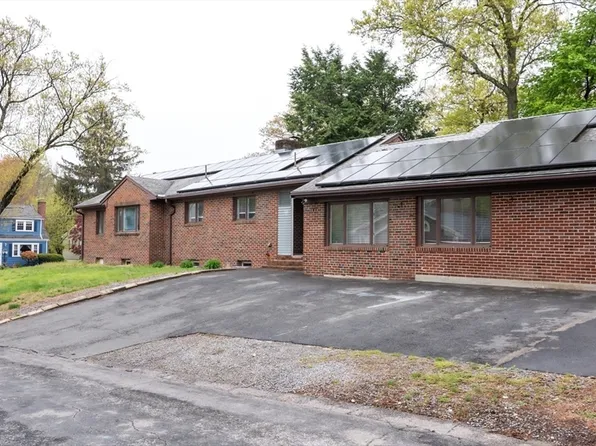 25 Fraser Rd, Framingham, MA 01702