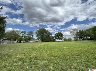 121 S Valley St, Osceola, NE 68651