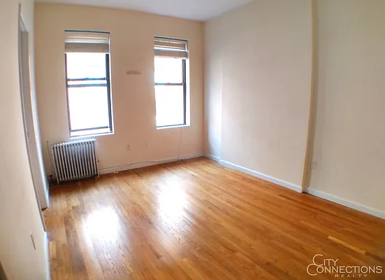 Rented by City Connections Realty | media 11