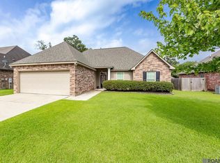 14371 Stonegate Manor Dr, Gonzales, LA 70737