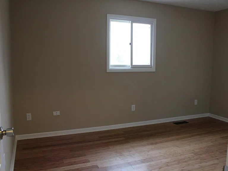 7690 Old Foxe Ct — Photo 16