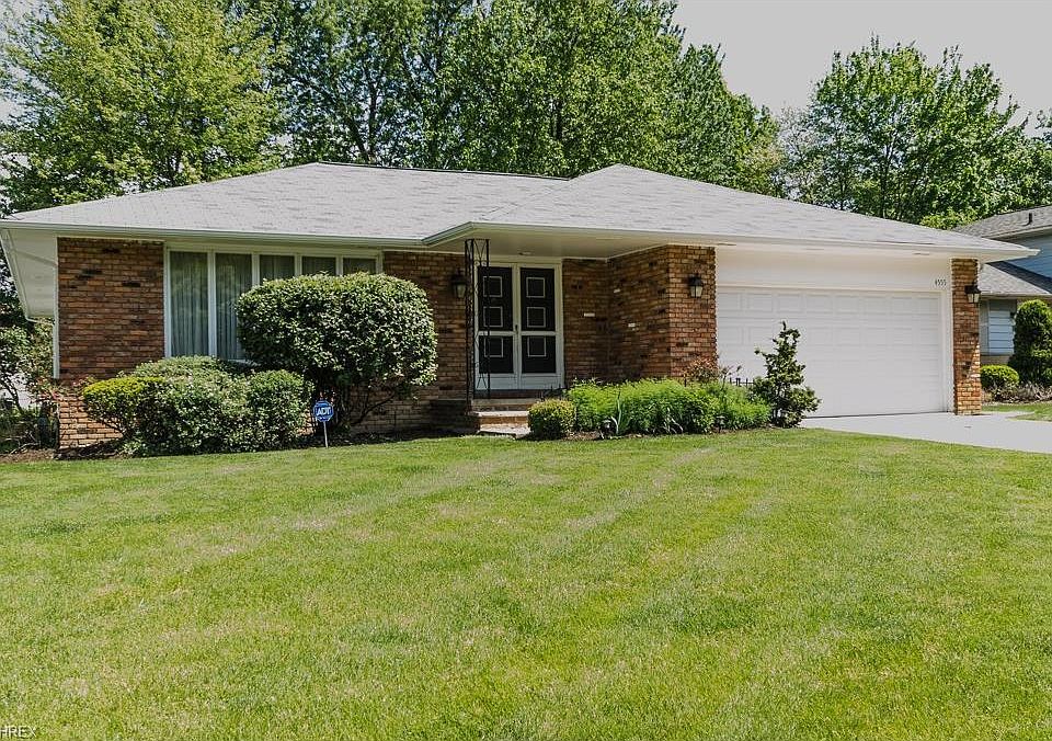 1st image of 4555 Whitehall Dr