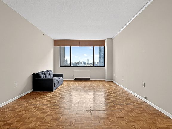 2nd image of 45 River Dr S #1615