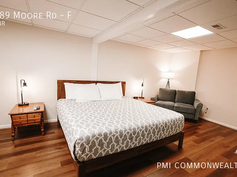 589 Moore Rd #F — Photo 8