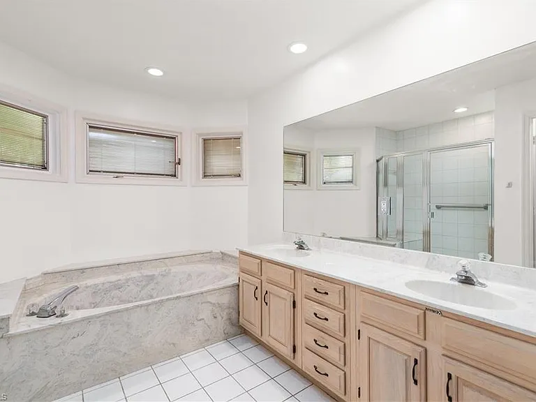 6658 Trident Way #J-4 — Photo 17