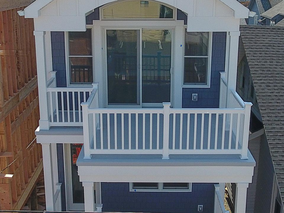 1st image of 246 Sheridan Avenue