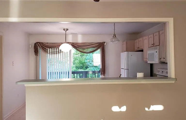28292 Carlton Way Dr — Photo 6