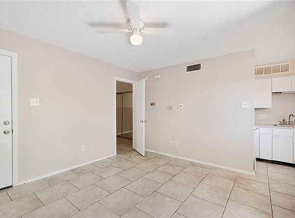 3rd image of 1840 Burton Dr APT 164