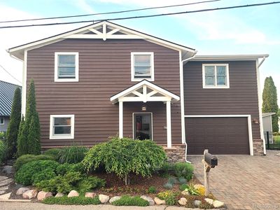 9568 Buckingham Rd, White Lake, MI, 48386
