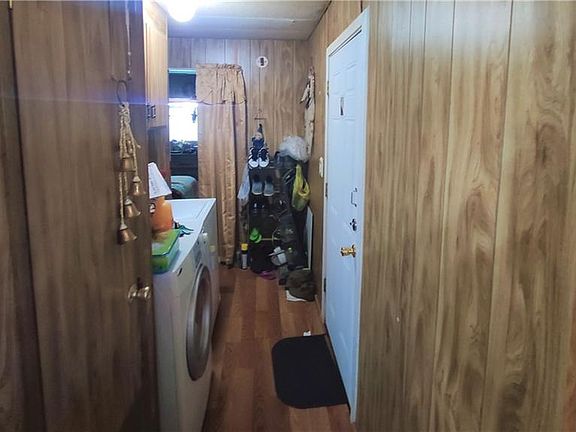4th image of 3199 E Lass Ave