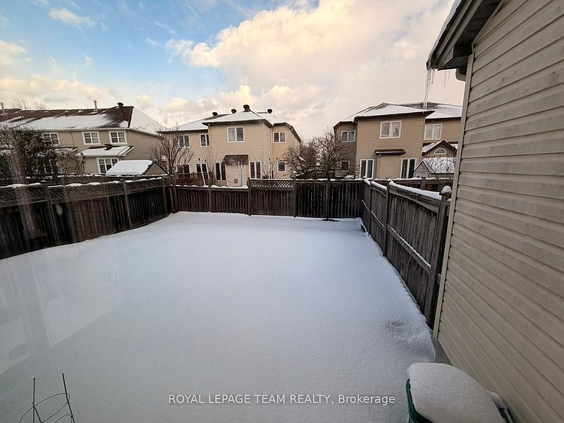 Ottawa House for rent - 3 Bedrooms — photo 28
