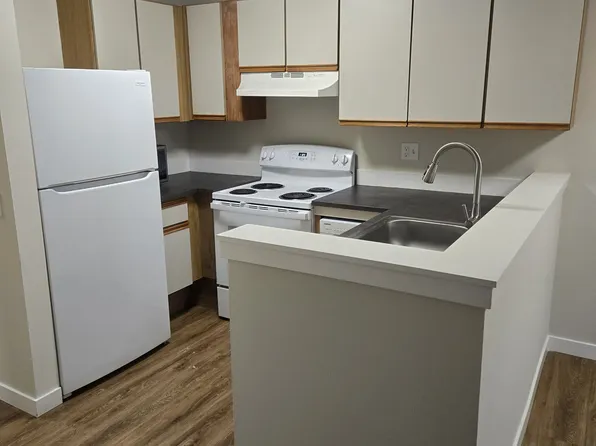 8520 Mary Ave NW #A104, Seattle, WA 98117