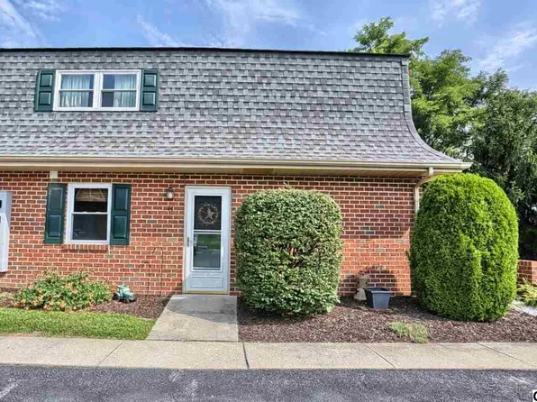 44 Glenview Cir, Dillsburg, PA 17019