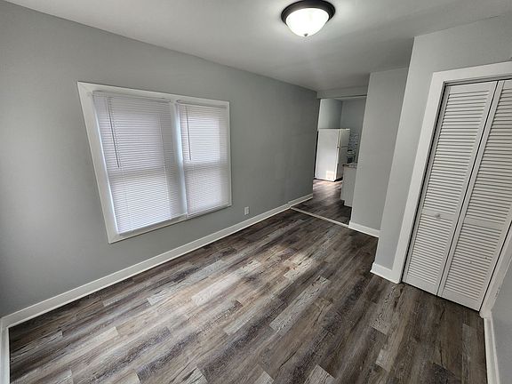 2nd image of 3908 Catalpa St #3-1S