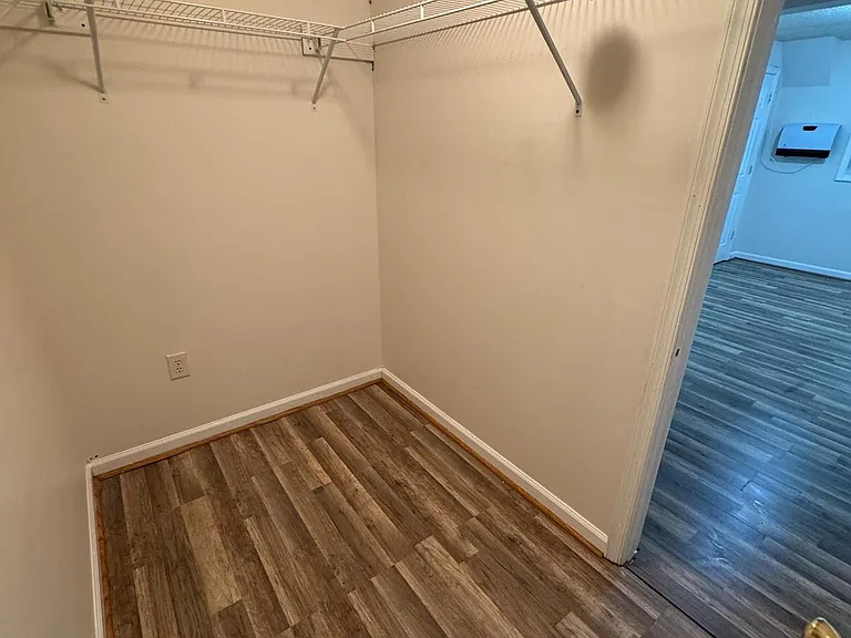 76 Cherry Laurel Dr #BASEMENT — Photo 17