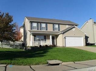 933 Grape Arbor Dr, Arnold, MO 63010