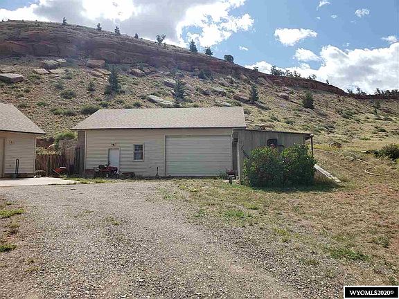 3rd image of 18 Crowheart Ln