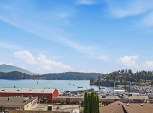 524 S Fletcher Rd #102, Gibsons, BC V0N1V0