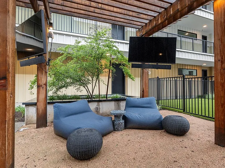 4315 S Congress Ave #312 — Photo 41