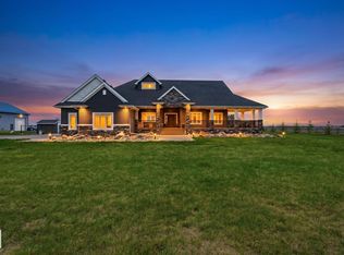 54517 Range Rd #242, Sturgeon County, AB T8T 1W4