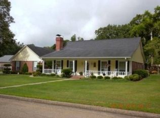501 Edgewood Cir, Lufkin, TX 75904