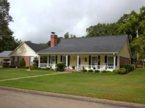 501 Edgewood Cir, Lufkin, TX 75904